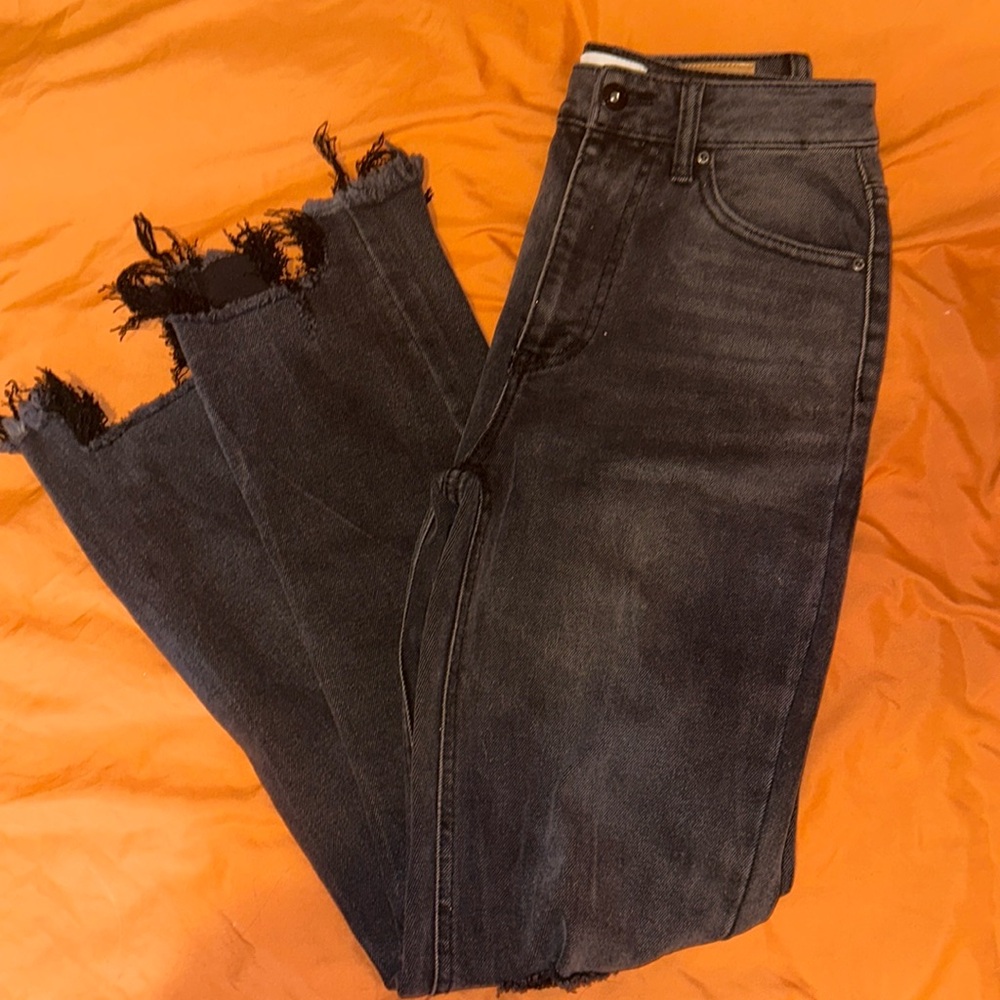 True Craft Black Denim Jeans - Size 7R - High Rise Slim Crop